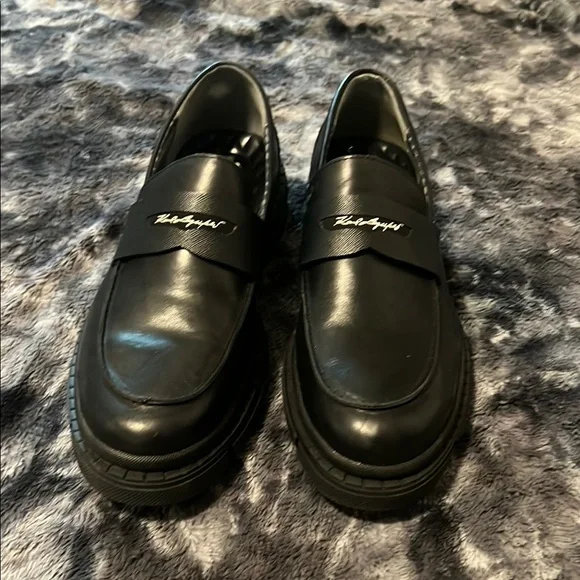 Karl Lagerfeld Men’s Lug Sole Penny Loafer – Mismatched 10.5/11 NWT Kingston saddle loafers | Black | Men | KARL LAGERFELD main image 4